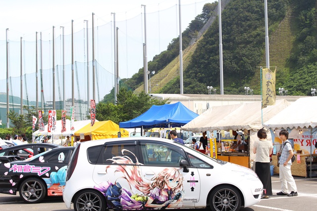 室蘭に熱い痛車が勢ぞろい 室蘭カーフェスティバル 初開催 北海道ファンマガジン