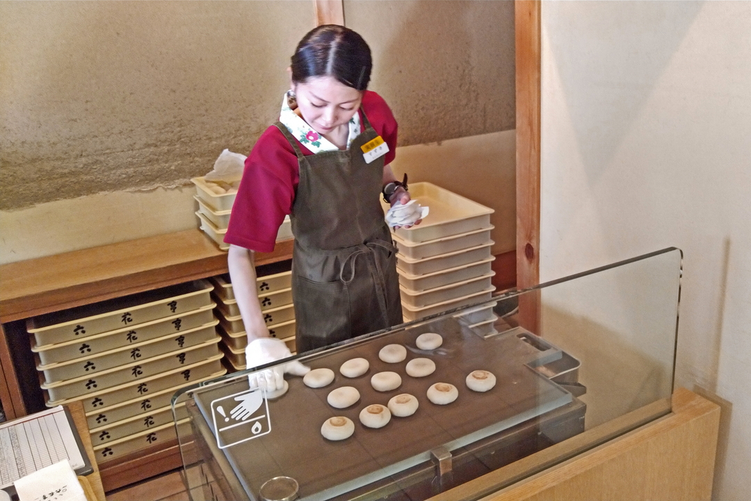 北海道神宮に新名所 神宮茶屋 誕生 おすすめはオリジナル 福かしわ 北海道ファンマガジン
