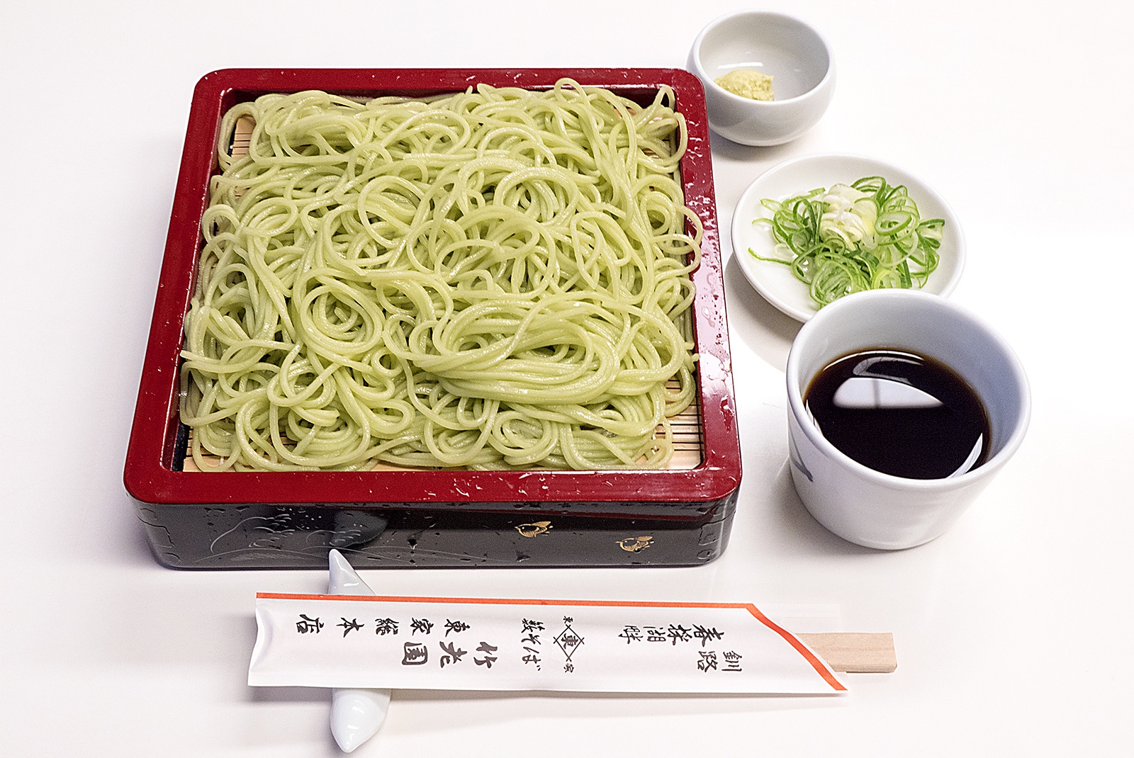 釧路の蕎麦はなぜ緑色？道内最古とされる竹老園でその謎を探る！