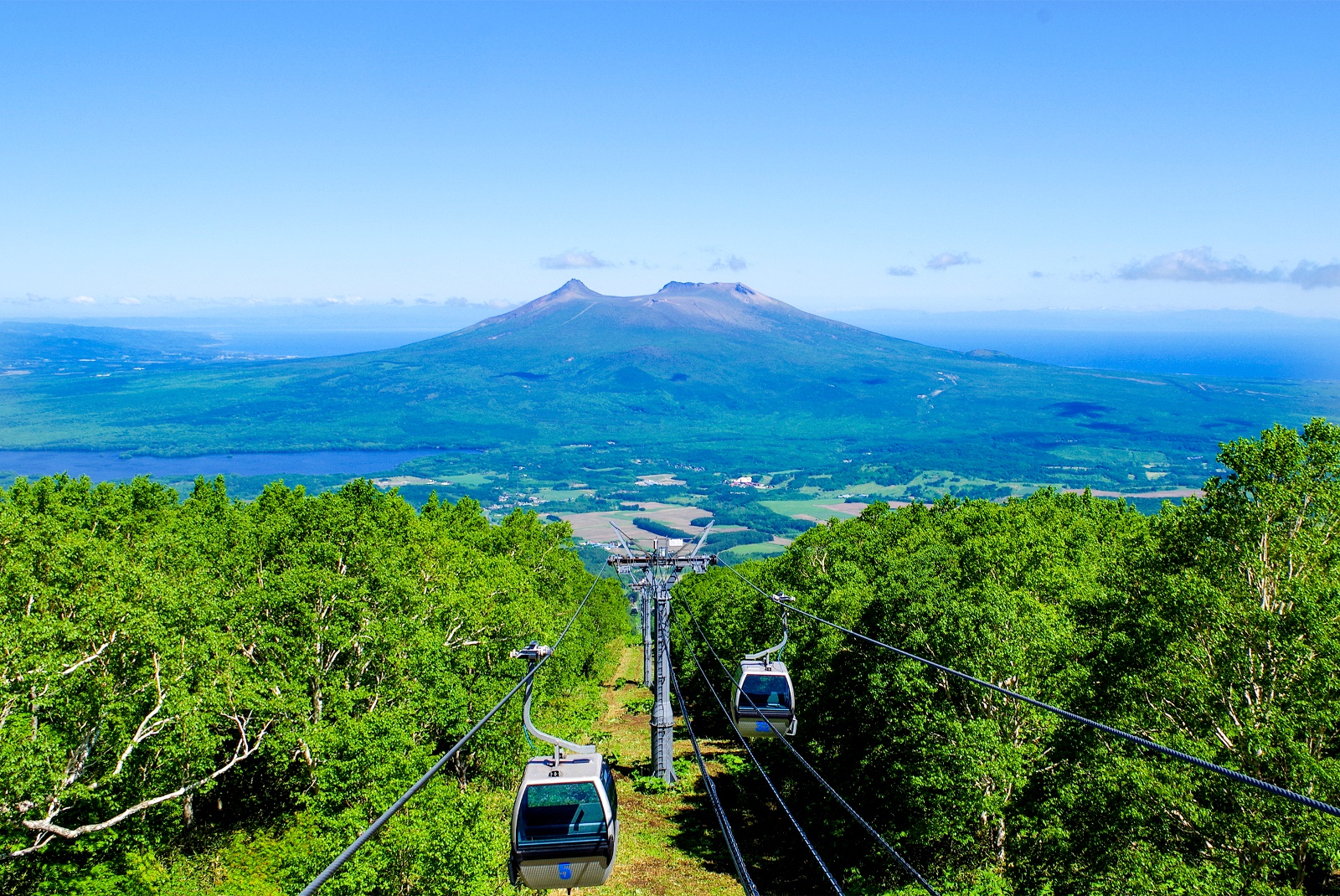 一ヵ所で七つの絶景が楽しめる!「函館七飯ゴンドラ」でナナイロ天空旅