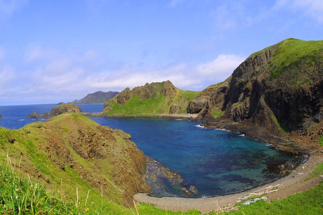 礼文島に沖縄があるのか?! 南国のビーチのように美しい「澄海岬」